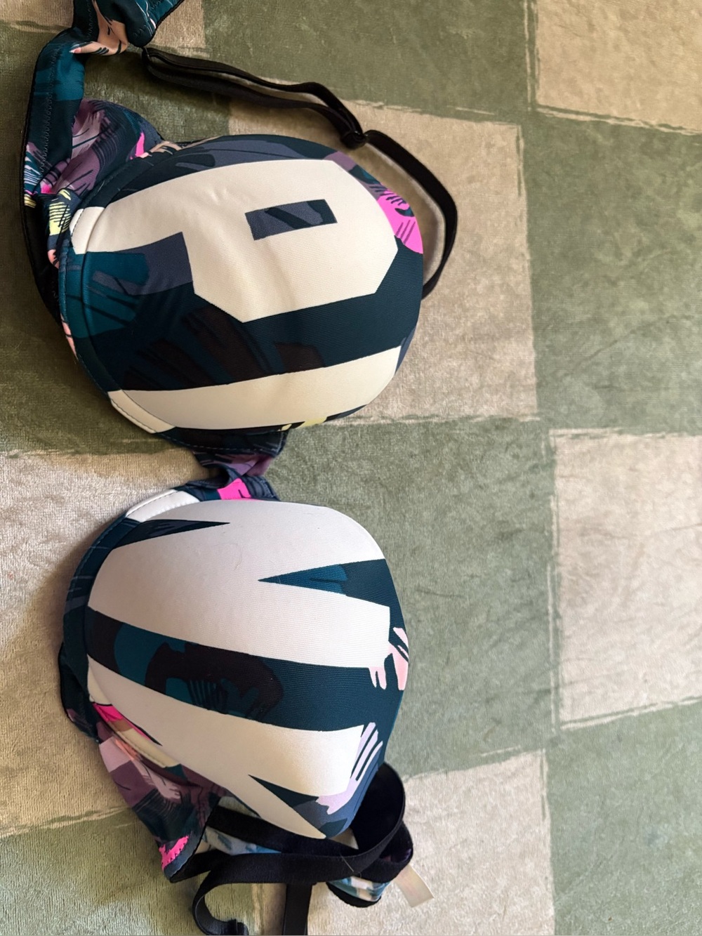 Victoria's Secret Teal, White & Pink Patterned Push-Up Bra